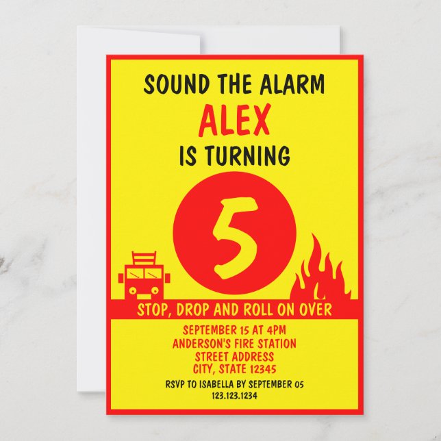 Niedlicher roter und gelber Vektor Kids Feuerwehrf Einladung (Vorderseite)