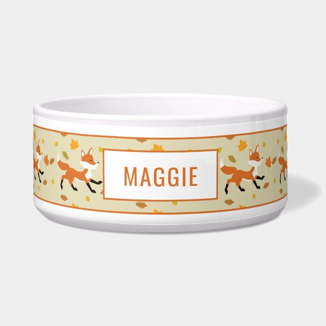Niedlicher Running Fox mit Herbstblättern und Name Napf (Vorderseite)