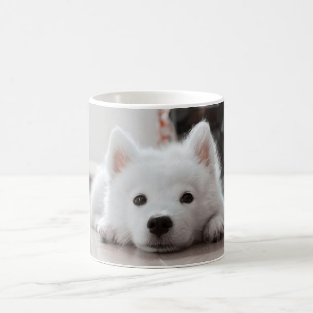 Niedlicher Samoyedwelpe Tasse (Mittel)