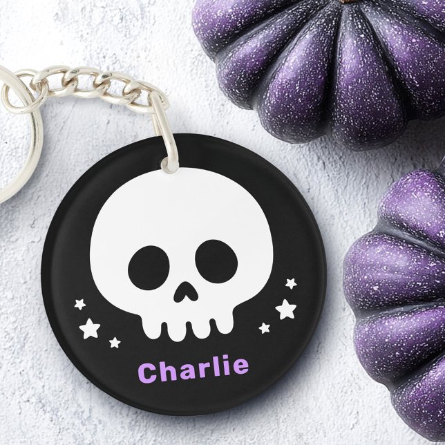 Niedlicher Schädel mit Sternen und lila Namen Schlüsselanhänger (Cute skull with stars and purple name keychain)