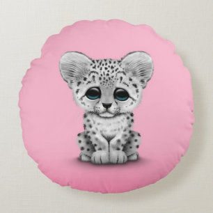 Niedlicher Schneeleopard-Cube auf Rosa Rundes Kissen