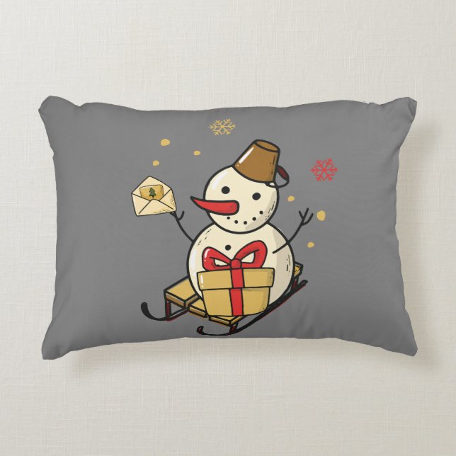 Niedlicher Schneemann auf Schlitten Dekokissen (Vorderseite)