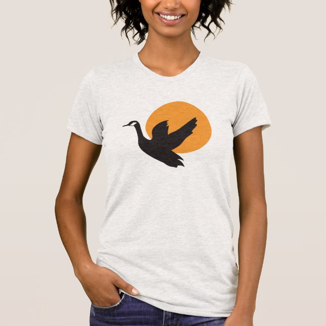 Niedlicher schöner Fliegen-Gans-Vogel und T-Shirt (Vorderseite)