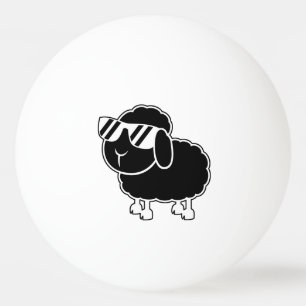 Niedlicher schwarze Schaf-Cartoon Tischtennisball