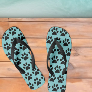 Niedlicher schwarzer Hundepaw druckt Muster Fun Aq Flip Flops