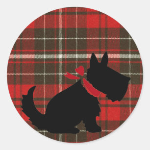 Niedlicher Scotty Hund u. roter Tartan Runder Aufkleber