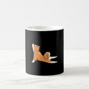 Niedlicher Shiba inu Hund   Yoga-Pose   Geburtstag Kaffeetasse
