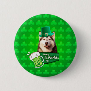 Niedlicher sibirischer Husky-Hund Hund St. Patrick Button
