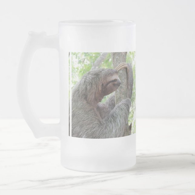 Niedlicher Sloth Mattglas Bierglas (Links)