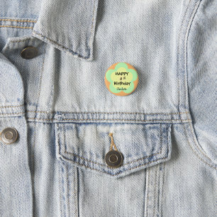Niedlicher Sommer Daisy Blume Blütenverlauf Geburt Button