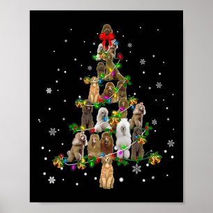 Niedlicher Standard Poodle Dog Weihnachtsbaum Gesc Poster