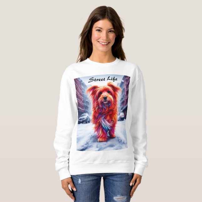 Niedlicher Streunhund verliert sich in der schneew Sweatshirt (Vorne ganz)