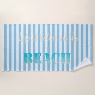 Niedlicher, stylischer Strand, blau gestreift Strandtuch