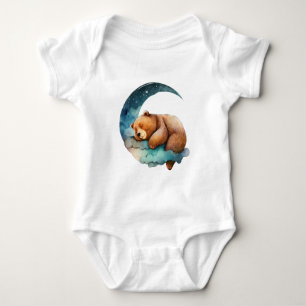 Niedlicher Teddybär schläft auf dem Halbmond Baby Strampler