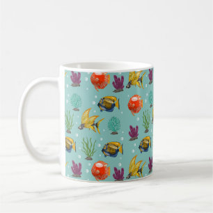 Niedlicher und farbenfroher Cartoon Fisch mit Blas Kaffeetasse