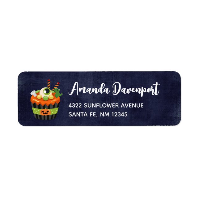 Niedlicher und grauenhafter Halloween Cupcake mit  (Vorne)