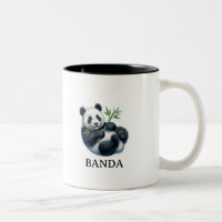 Niedlicher verspielter Panda, der Bambus-Kaffeebec
