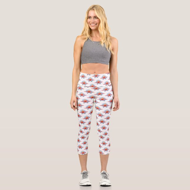 Niedlicher Vogel mit rotem Flugzeug Cartoon Abbild Capri Leggings (Vorderseite)