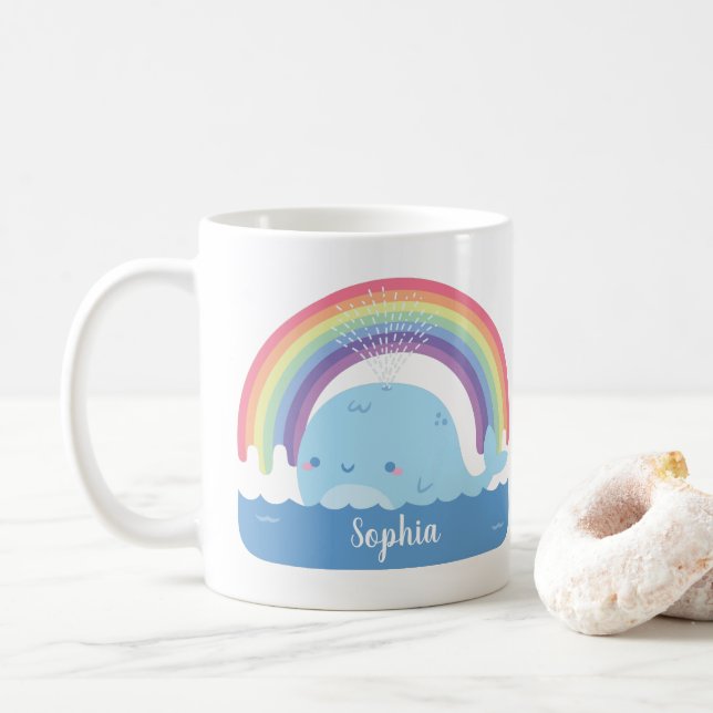 Niedlicher Wal und Regenbogen, farbenfroh Personal Kaffeetasse (Mit Donut)