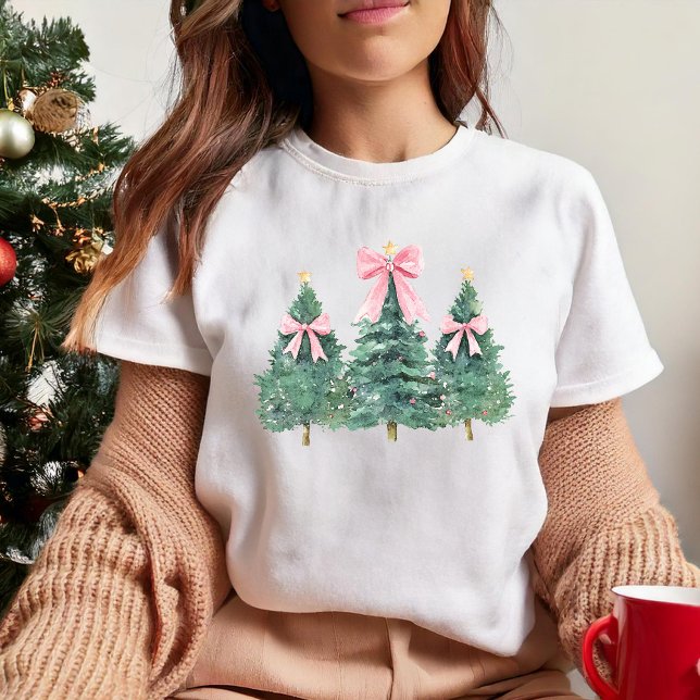 Niedlicher Weihnachtsbaum Pink Preppy Coquette mäd T-Shirt (Von Creator hochgeladen)