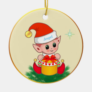 Niedlicher Weihnachtself und Stern auf Elfenbein Keramik Ornament