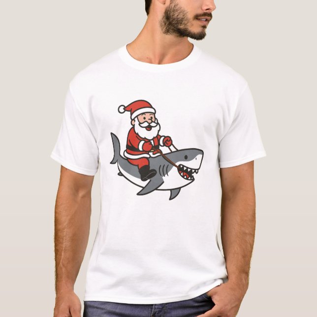 Niedlicher Weihnachtsmann Auf dem Weg zum Hai T-Shirt (Vorderseite)
