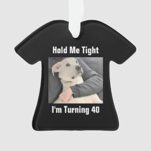 Niedlicher weißer Hund erschreckte sich, 40 sonnig Ornament