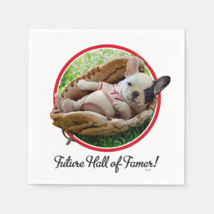 Niedlicher Welpe in einem Baseball-Mitt Serviette