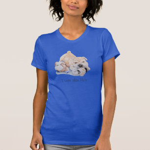 niedlicher Welpe shar pei Hundekunstentwurf mit T-Shirt