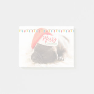 Niedlicher Welpen-Mops in einer Roten Weihnachtsma Post-it Klebezettel