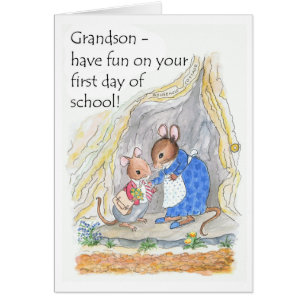 Niedlicher wenig Mäusespaß-erster Tag des