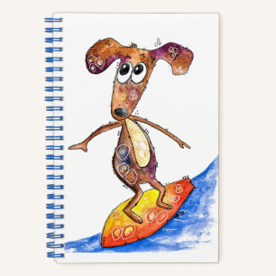 Niedlicher Whimsikaler Hund auf der Surfboard Notizbuch