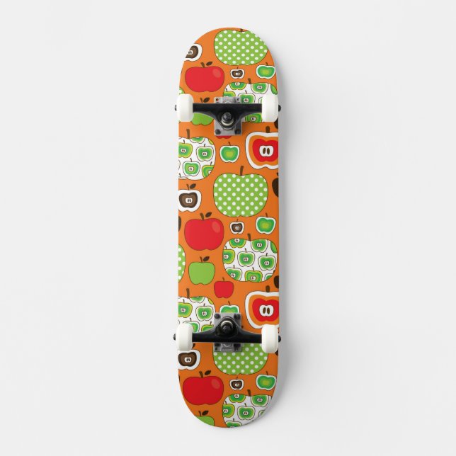 Niedliches Apfelillustrationsmuster Skateboard (Vorderseite)