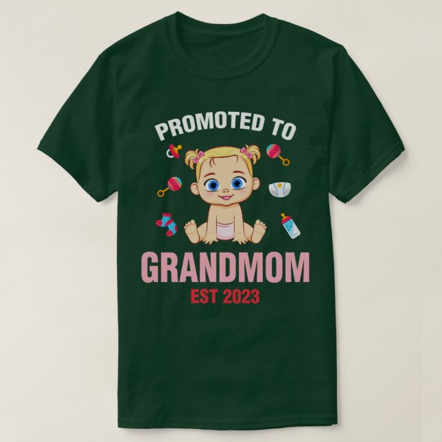Niedliches Baby befördert zu Großmutter Est 2023 G T-Shirt (Design vorne)