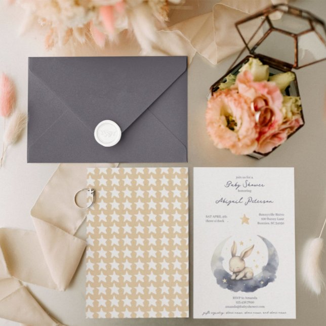 Niedliches Baby Bunny auf dem Mond mit Stars Baby  Einladung (Von Creator hochgeladen)