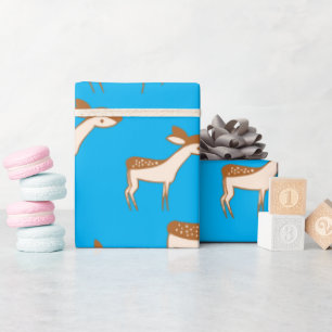 Niedliches Baby Deer und Familie auf Sky Blue Geschenkpapier