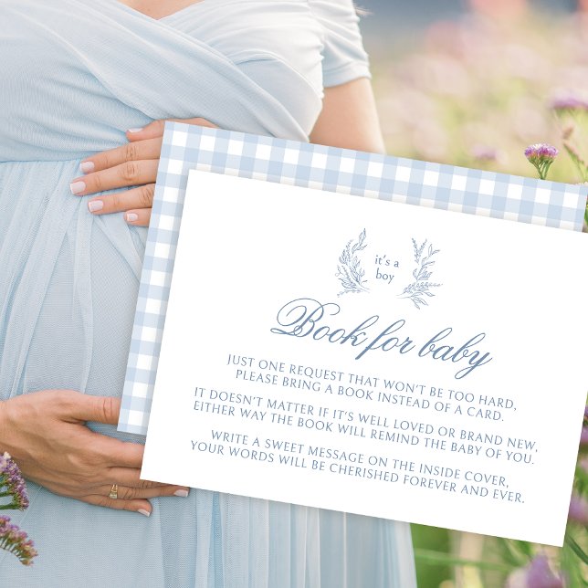 Niedliches Babybuch mit hellblauer Babyaufkleberka Begleitkarte (Von Creator hochgeladen)