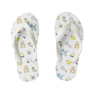 Niedliches Babyduschverhalten Kinderbadesandalen