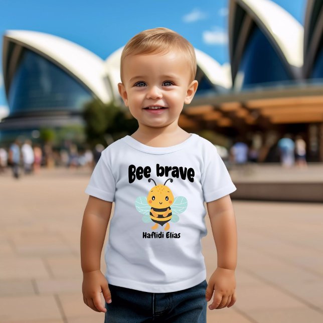 Niedliches "Bee tapve" Design mit persönlichem Nam Kleinkind T-shirt (Von Creator hochgeladen)