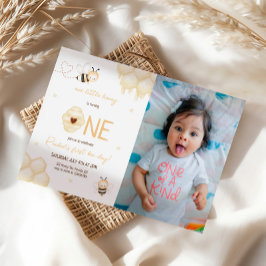 Niedliches Bienenhonig Erstes Bienentag-Foto Einladung