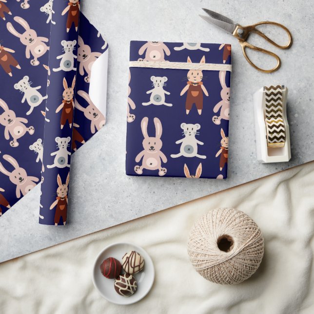 Niedliches Blauer Teddybär Katzenspielzeugmuster Geschenkpapier (Kunsthandwerk)