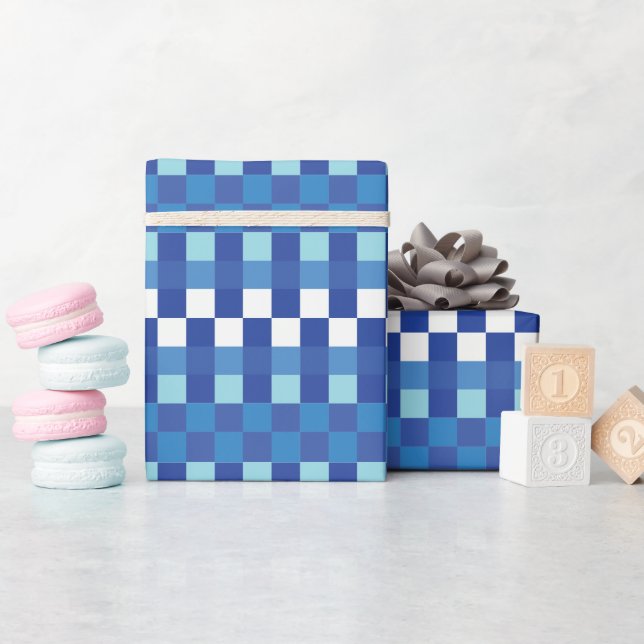 Niedliches Blue Checkerboard Geschenkpapier (Babyparty)