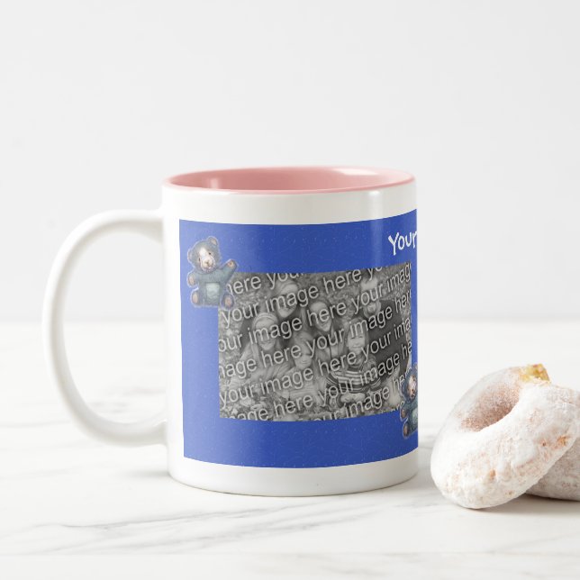 Niedliches Blue Teddy Bären Rahmen Personalisierte Zweifarbige Tasse (Mit Donut)