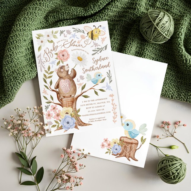 Niedliches Blumenholz-Bärendusche Einladung (Cute Floral Woodland Knitted Bear Baby Shower Invitation)