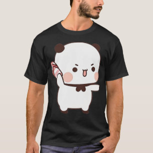 Niedliches Bubu treibt sich um T-Shirt