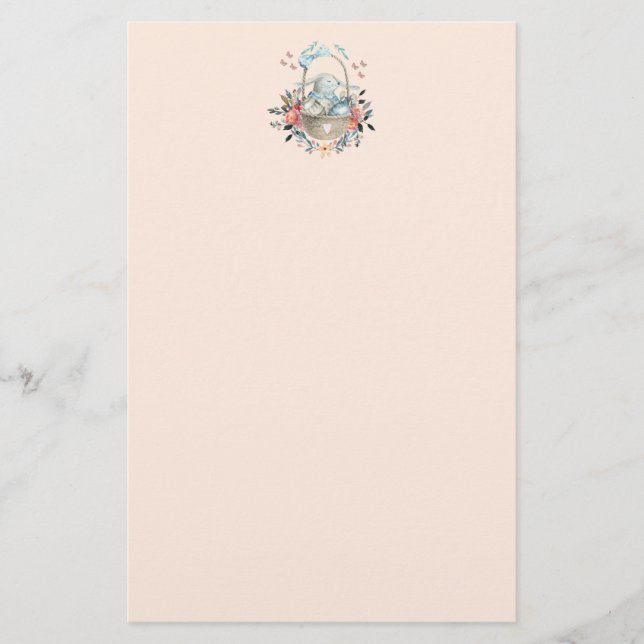 Niedliches Bunny in einem Korb mit Eiern und Hübsc Briefpapier (Vorderseite)