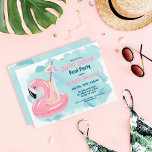 Niedliches Cooles Flamingo Pool Party Sweet 16 Einladung<br><div class="desc">Diese niedliche und coole 16 . Geburtstag-Geburtstagsfeier lädt zum Sommer ein. Es verfügt über einen handbemalten Aquarell Flamingo Drink Kaddy Pool Floatie mit einem tropischen Getränk und Regenschirm. Die Farbgebung umfasst Rosa, Pfirsich, Blau, Schwarz, Gelb und Fuchsia. Es ist bezaubernd, modern, künstlerisch, einzigartig, gürtnisch und lustig; das perfekte Design, um...</div>