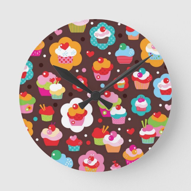 Niedliches Cup Cake-Muster Runde Wanduhr (Vorderseite)
