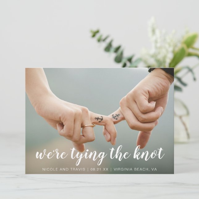 Niedliches einfaches nautisches Foto Moderne Hochz Save The Date (Stehend Vorderseite)