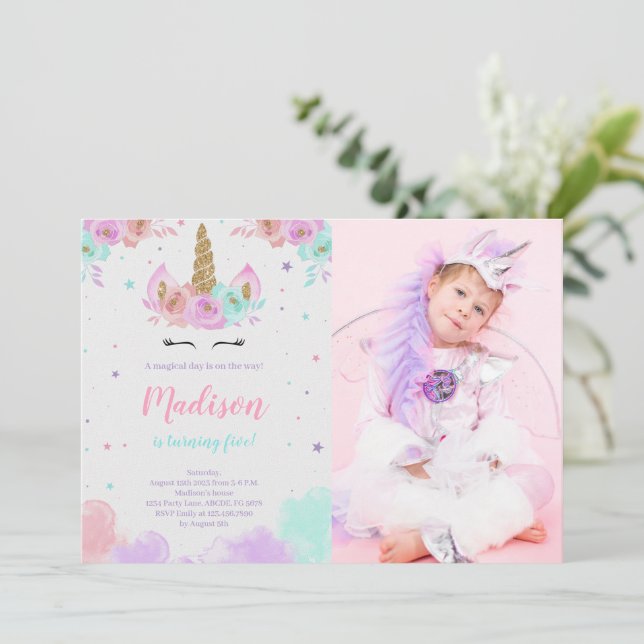 Niedliches Einhorn Geburtstag Blumenzauber, Einhor Einladung (Stehend Vorderseite)